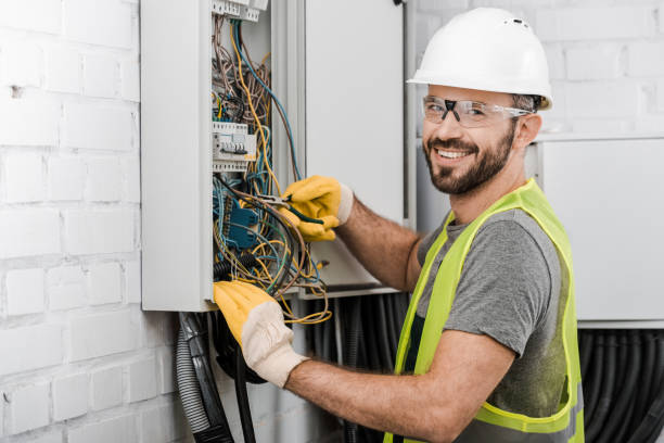 Best Affordable Electrician  in Oakland, IA
