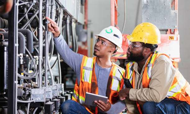 Best Circuit Breaker Repair  in Oakland, IA